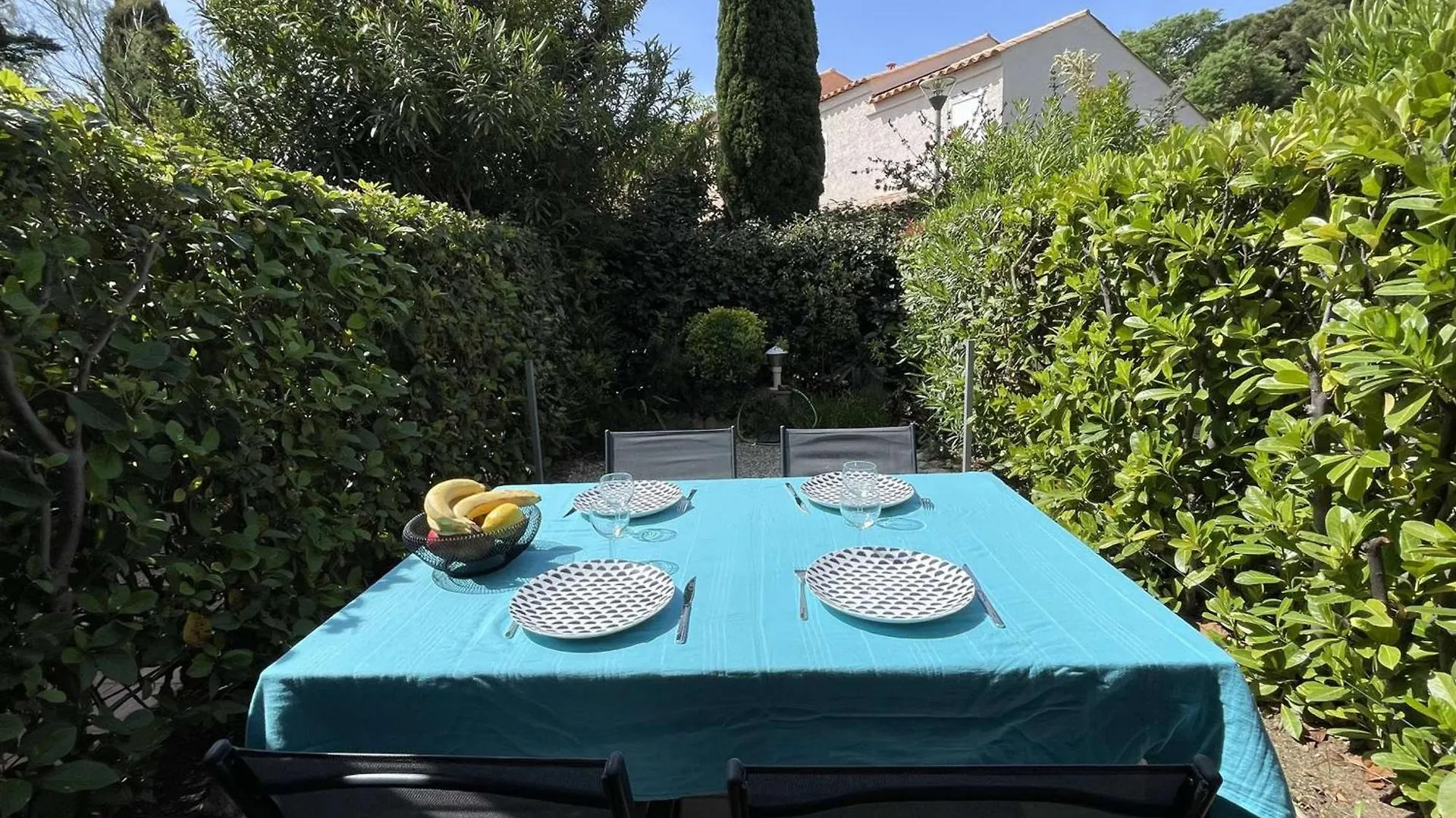 Nyaraló Charmante Maison Climatisee Avec Jardin Et Terrasse Au Calme - Le Lavandou - Fr-1-308-143